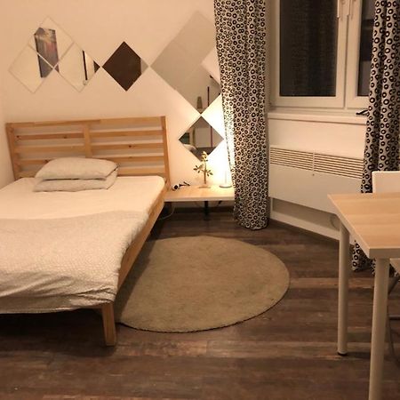 Апартаменты Studio Old Town By Dtm Properties Бухарест Экстерьер фото
